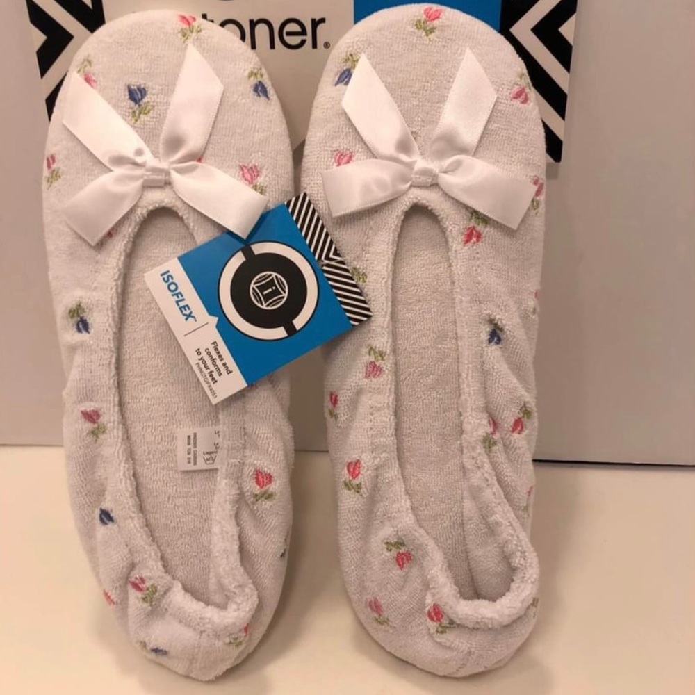 Isotoners Women’s Slippers